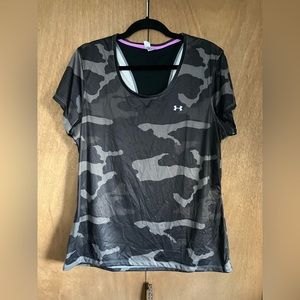 NWT Under Armour Tshirt